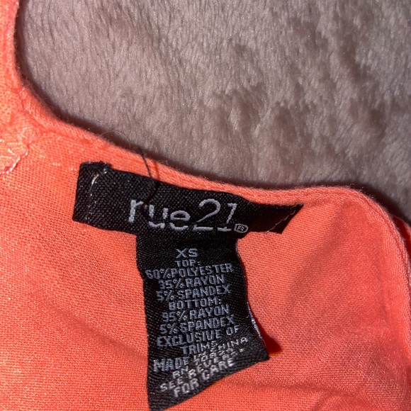 Rompers - Picture 6 of 6